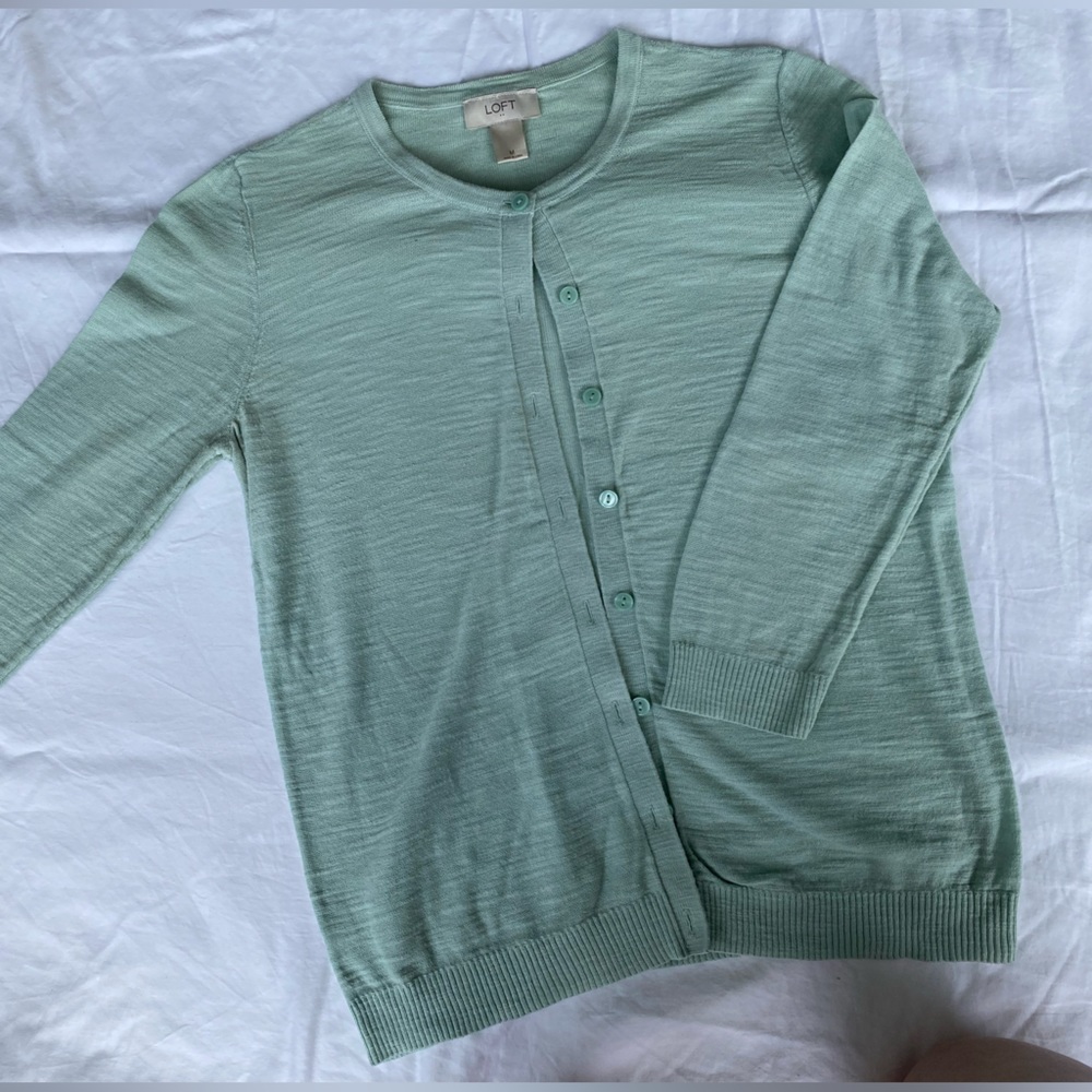 Loft 3/4 sleeve cardigan in pale mint color-size M
